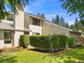 2208 101st Street SE, Everett WA 98208