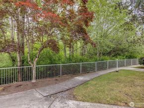 10825 SE 200th Street E202, Kent WA 98031