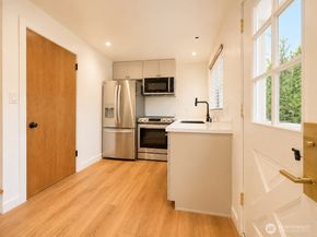 19001 Wallingford Ave N, Shoreline WA 98133