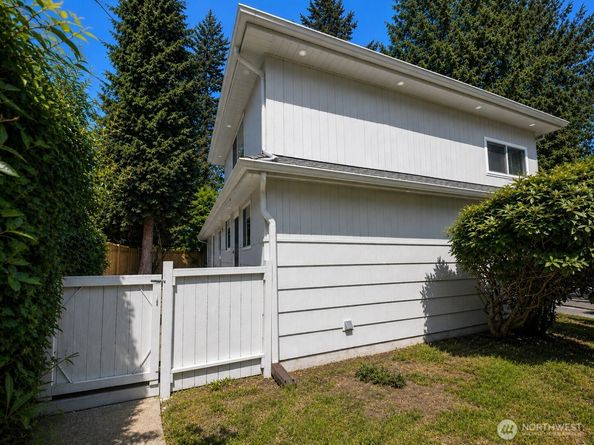 19001 Wallingford Ave N, Shoreline WA 98133