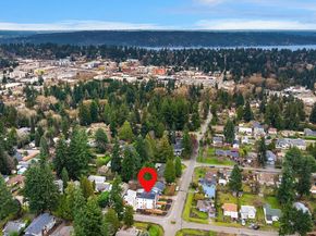 12002 20th Avenue NE, Seattle WA 98125