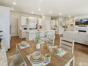 924 121st Avenue SE, Lake Stevens WA 98258