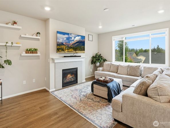 924 121st Avenue SE, Lake Stevens WA 98258