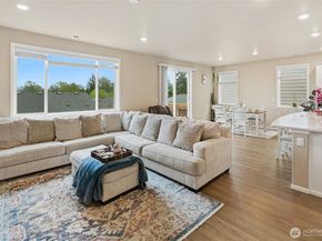 924 121st Avenue SE, Lake Stevens WA 98258