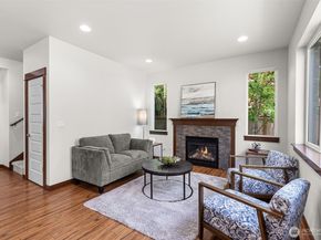 303 202nd Place SE, Bothell WA 98012