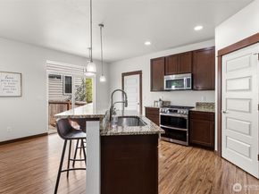 303 202nd Place SE, Bothell WA 98012
