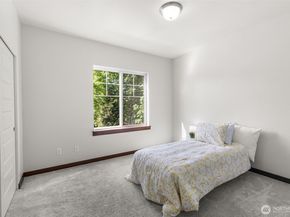 303 202nd Place SE, Bothell WA 98012