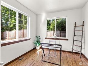303 202nd Place SE, Bothell WA 98012