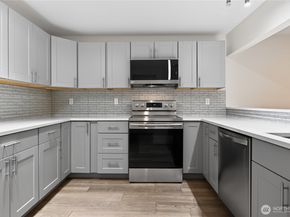 13680 NE 69th Street 644, Redmond WA 98052