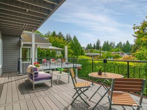9226 25th Avenue NW, Seattle WA 98117
