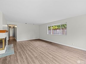 2157 N 122nd Street, Seattle WA 98133