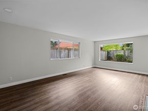 2157 N 122nd Street, Seattle WA 98133