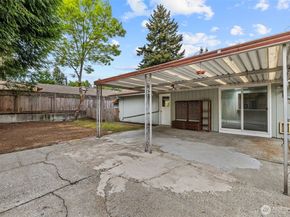 2157 N 122nd Street, Seattle WA 98133