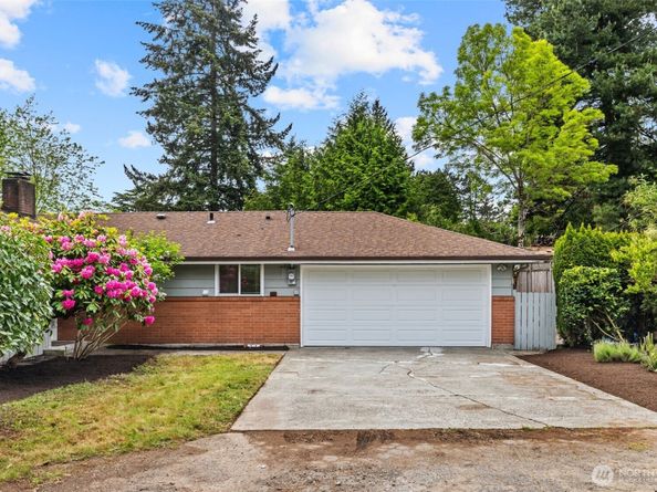 2157 N 122nd Street, Seattle WA 98133