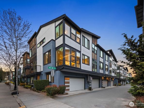 9608 NE 182nd Court A, Bothell WA 98011