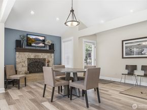300 N 130th Street W 2205, Seattle WA 98133