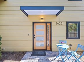 8625 30th Avenue SW, Seattle WA 98126