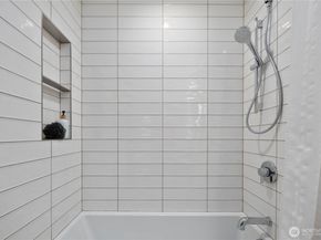 8625 30th Avenue SW, Seattle WA 98126