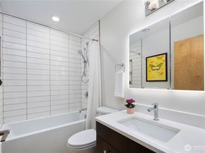 8625 30th Avenue SW, Seattle WA 98126