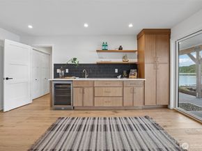 12582 Riviera Place NE, Seattle WA 98125