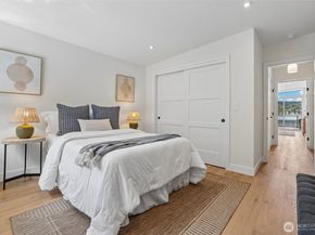 12582 Riviera Place NE, Seattle WA 98125