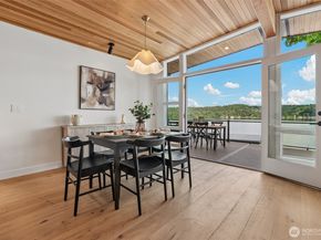 12582 Riviera Place NE, Seattle WA 98125