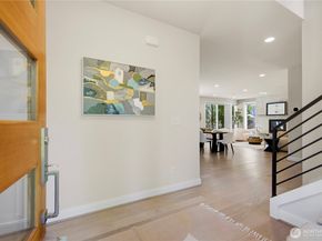 16003 SE 43rd Street, Bellevue WA 98006