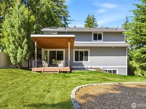 16003 SE 43rd Street, Bellevue WA 98006