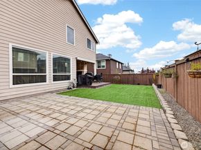 5530 Douglas Avenue SE, Auburn WA 98093