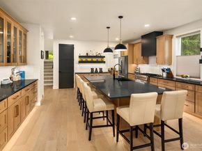 10827 104th Avenue NE 1, Kirkland WA 98033
