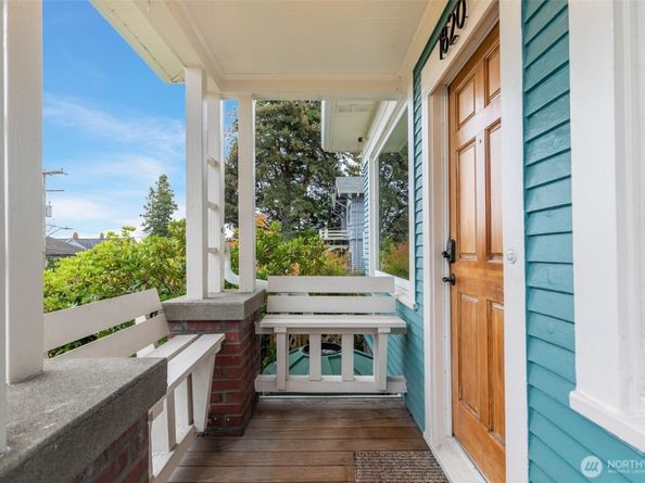1820 S Weller Street, Seattle WA 98144