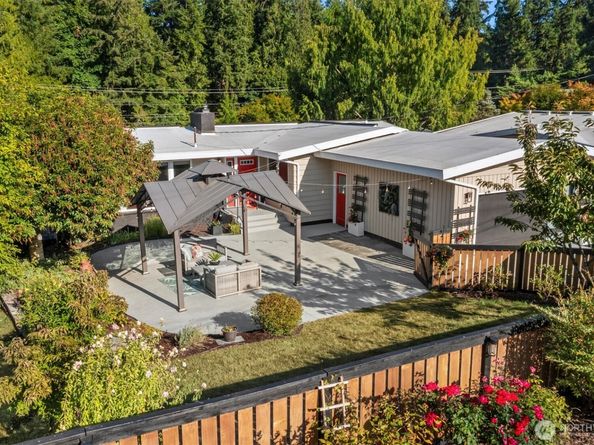 1512 167th Avenue SE, Bellevue WA 98008