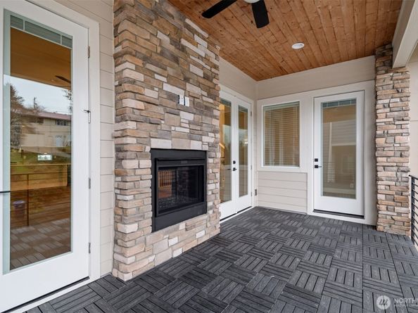 13025 75TH Place S, Seattle WA 98178