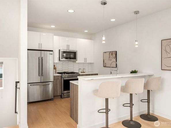 3613 Wallingford Avenue N, Seattle WA 98103