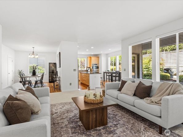 3717 222nd Place SE, Bothell WA 98021
