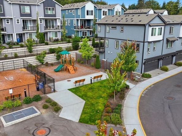 22924 80th Place W B, Edmonds WA 98026
