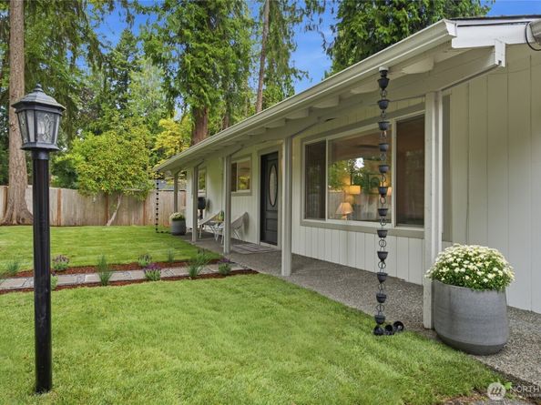 13323 108th Avenue NE, Kirkland WA 98034