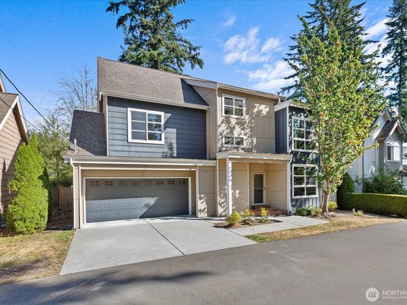 3615 Serene Way, Lynnwood WA 98087