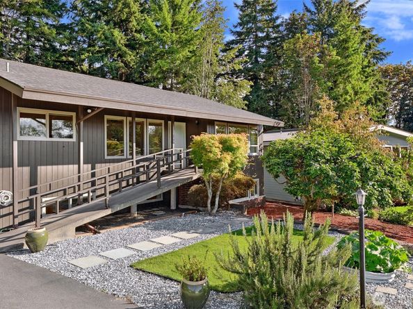 13748 16th Avenue SW, Burien WA 98166