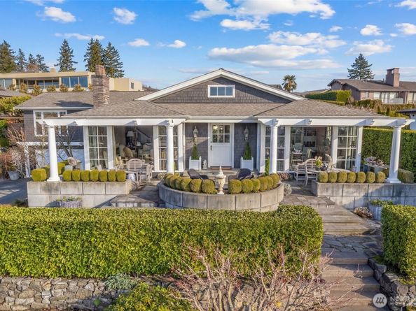9400 Vineyard Crest, Bellevue WA 98004