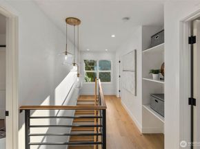 919 23rd Avenue E, Seattle WA 98112