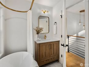 919 23rd Avenue E, Seattle WA 98112