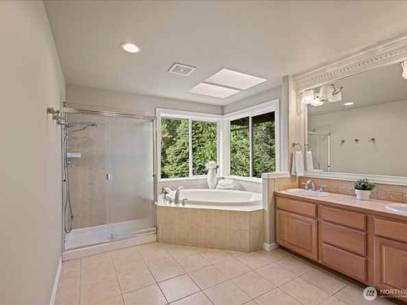 11526 160th Court NE, Redmond WA 98052