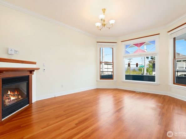 137 23rd Avenue E, Seattle WA 98112
