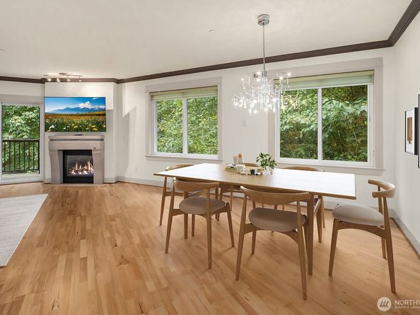 18609 SE Newport Way 408, Issaquah WA 98027