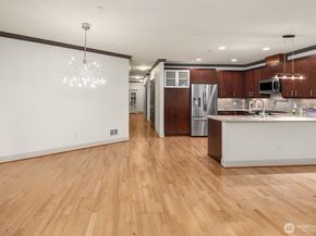 18609 SE Newport Way 408, Issaquah WA 98027