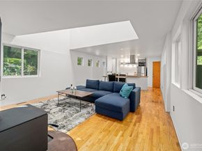 11130 Seola Beach Drive SW, Seattle WA 98146
