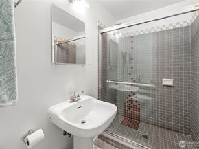 11130 Seola Beach Drive SW, Seattle WA 98146