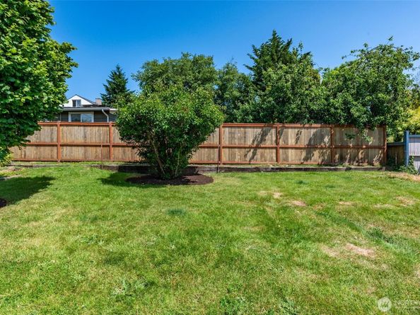 2230 Perry Avenue, Bremerton WA 98310