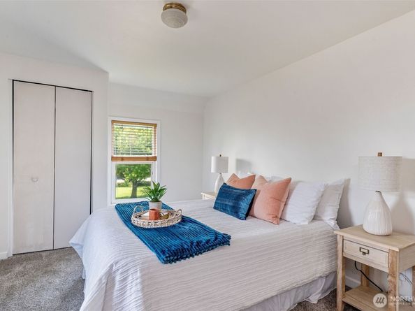 2230 Perry Avenue, Bremerton WA 98310